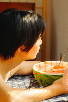 把腰抬一下不然我没法动视频